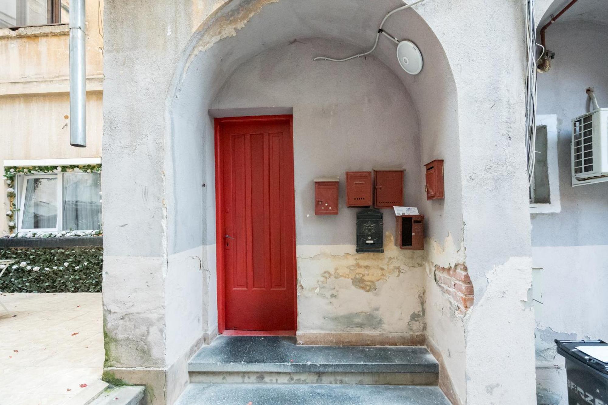 Chic Studio Near Bucharest'S Top Landmarks Экстерьер фото